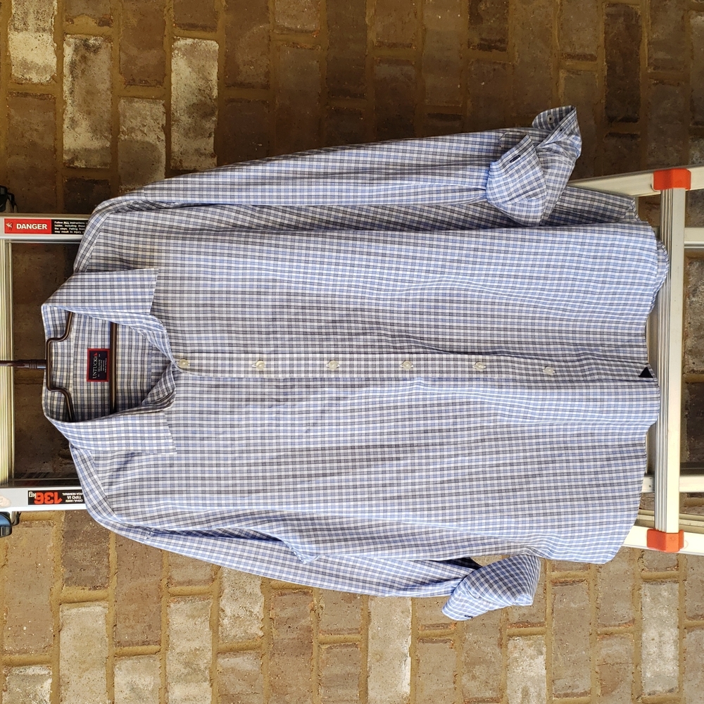 UNTUCKit • Men's Dress Shirt